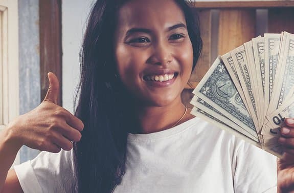 ACLU calls on public to boycott cashless shops