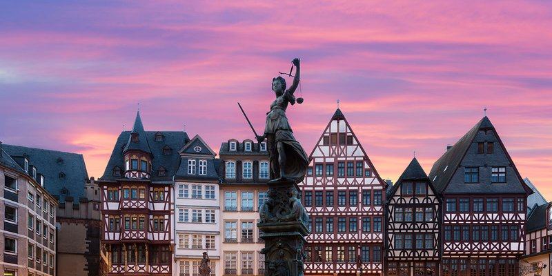 Germany-Frankfurt-pink-HEADER-shutterstock-5.max-800x600