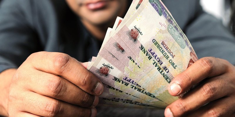 egyptian-cash-man-HEADER-shutterstock_97519493.original