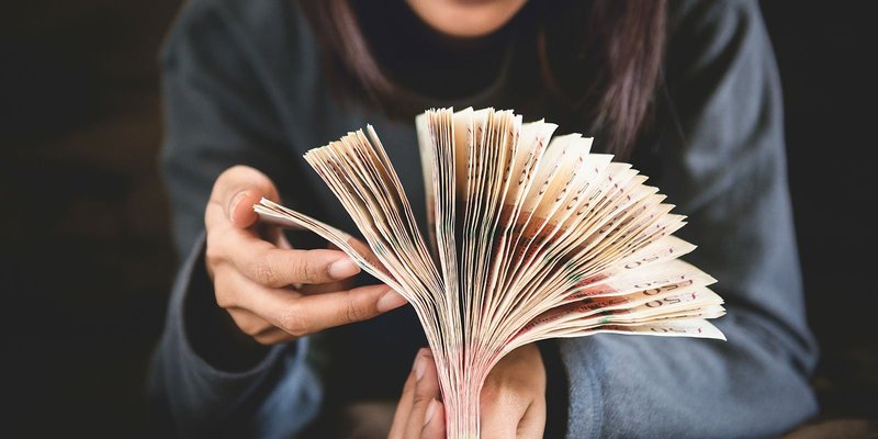 girl-cash-book-HEADER-shutterstock-787882564.original