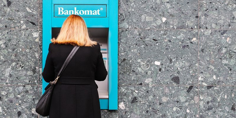 sweden-bankomat-atm.max-800x600
