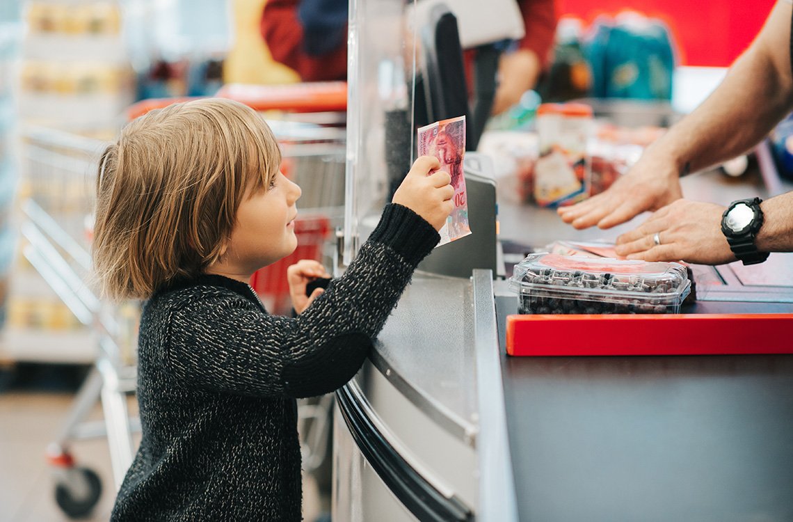 Cash as a Lifelong Teacher: Why Banknotes Still Matter