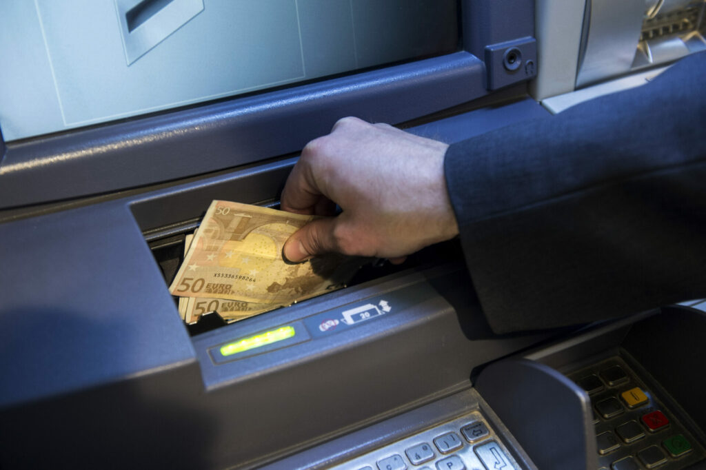 ATM withdrawal - Cash usage in Norway